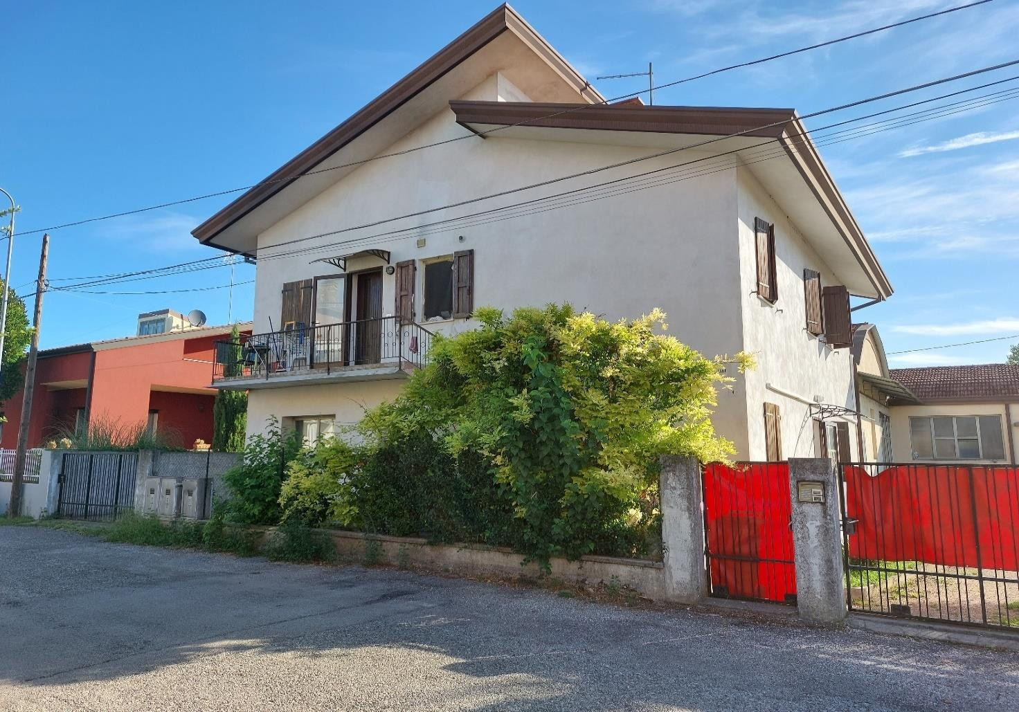 Uffici e studi privati immobile commerciale
