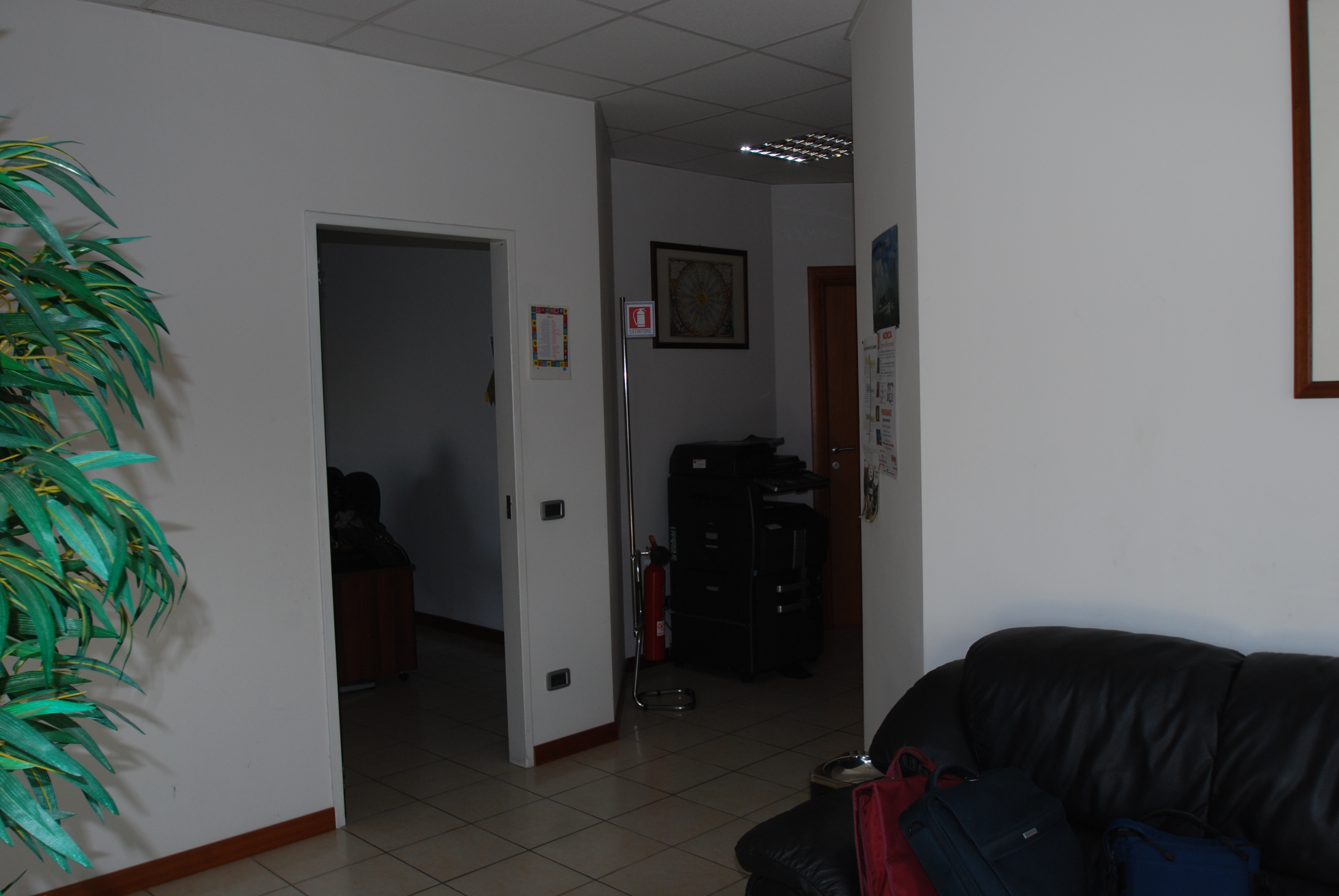 Uffici e studi privati immobile commerciale