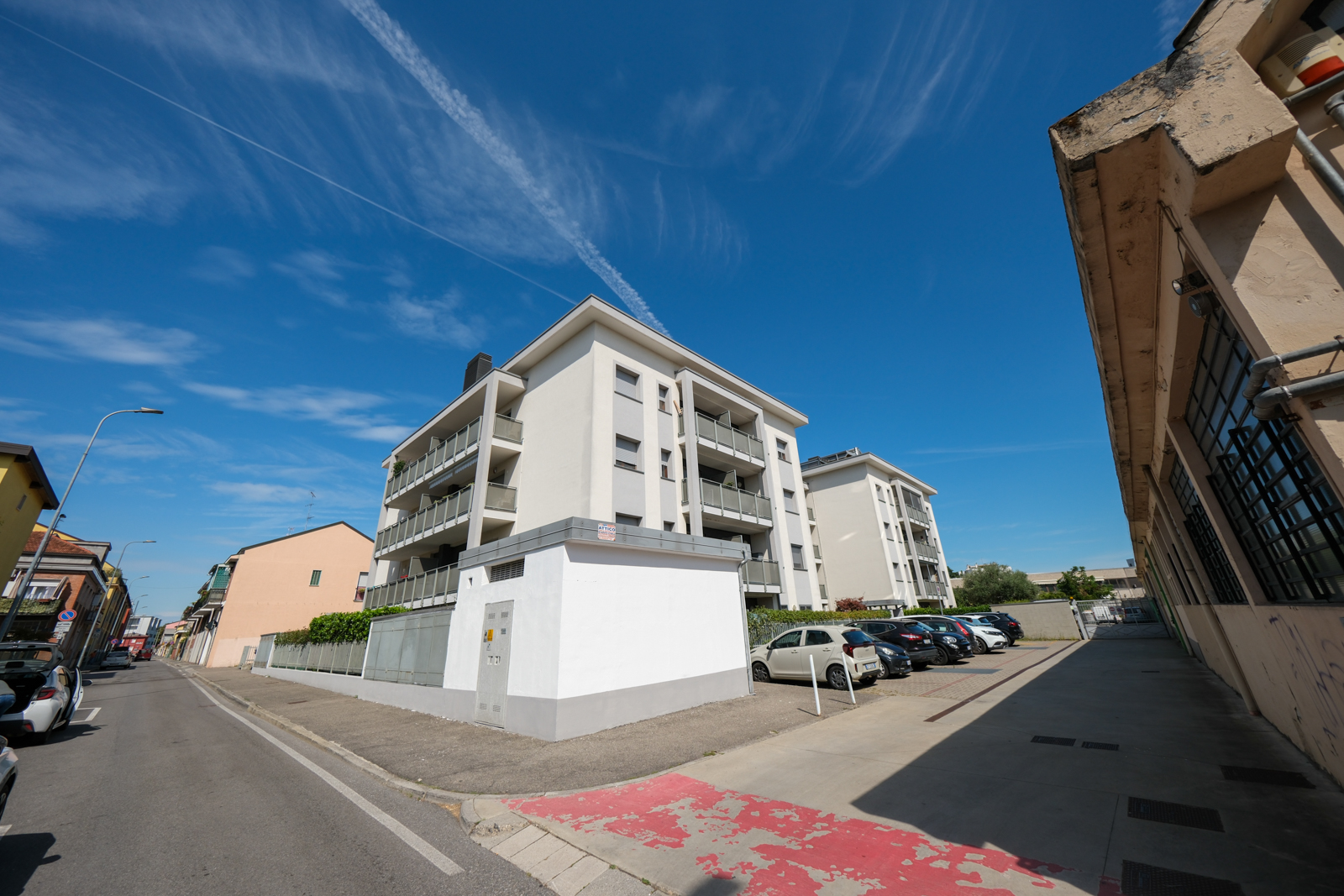 Laboratori per arti e mestieri immobile commerciale