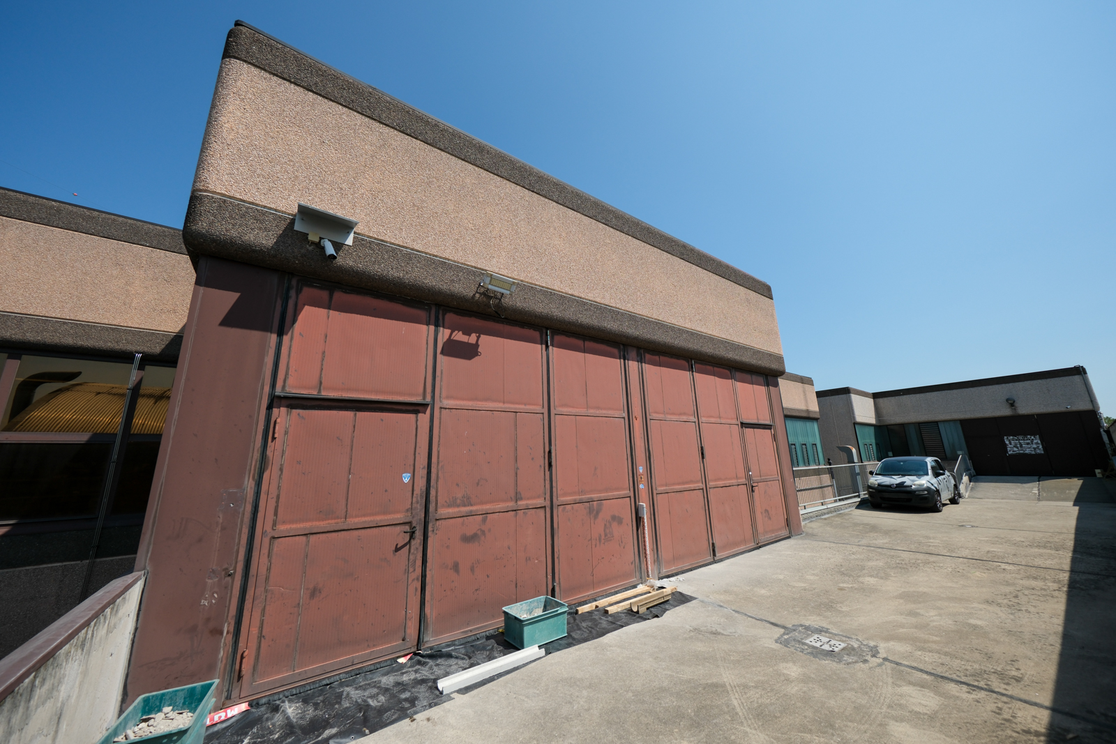 Laboratori per arti e mestieri immobile commerciale