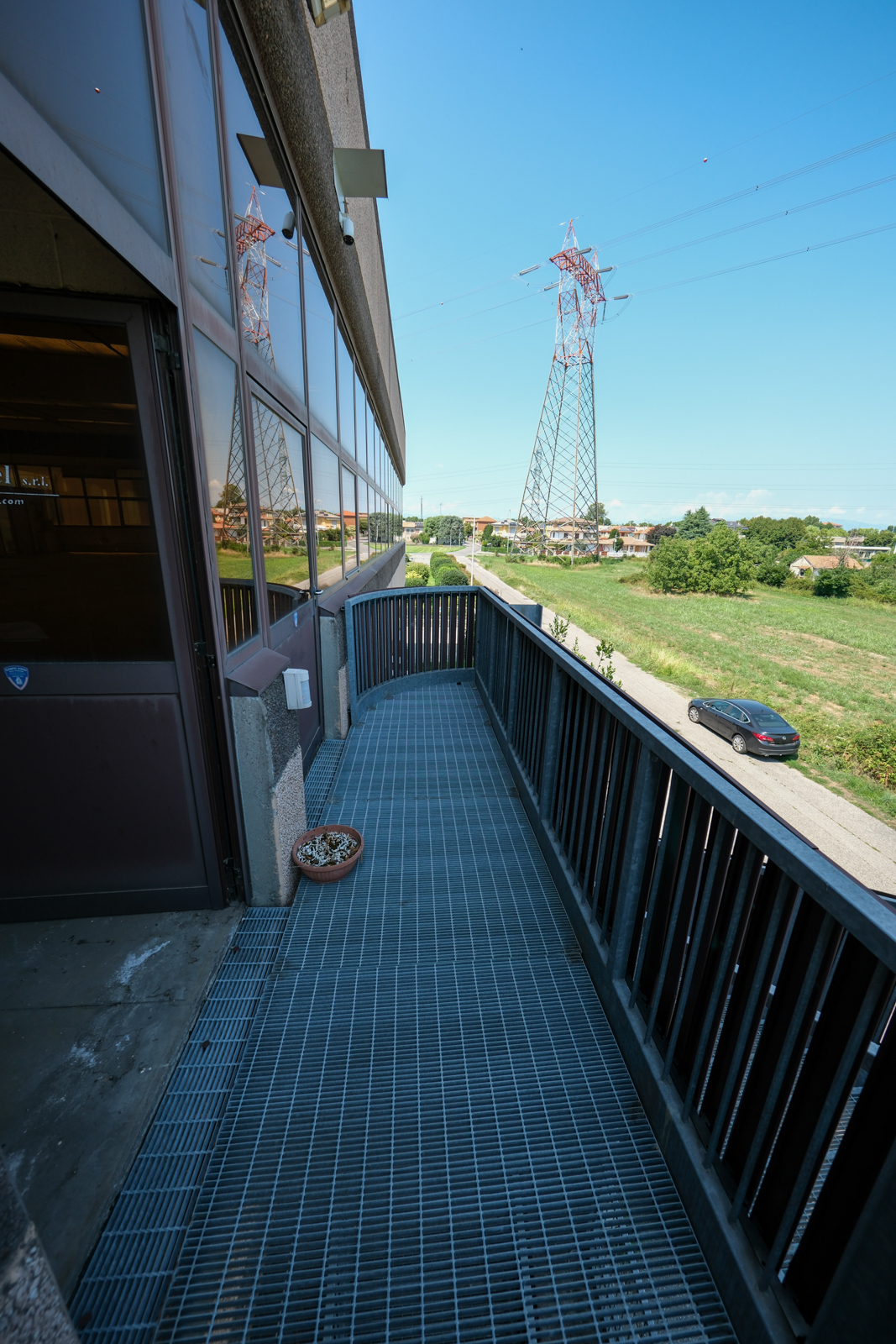 Laboratori per arti e mestieri immobile commerciale