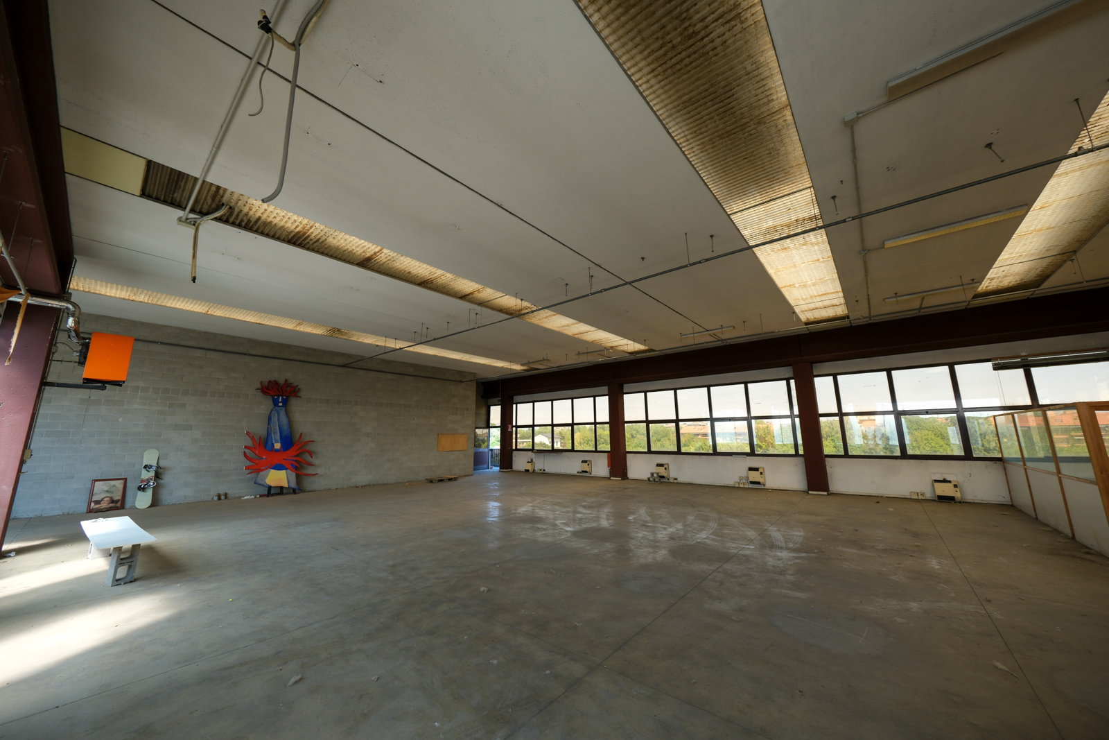 Laboratori per arti e mestieri immobile commerciale