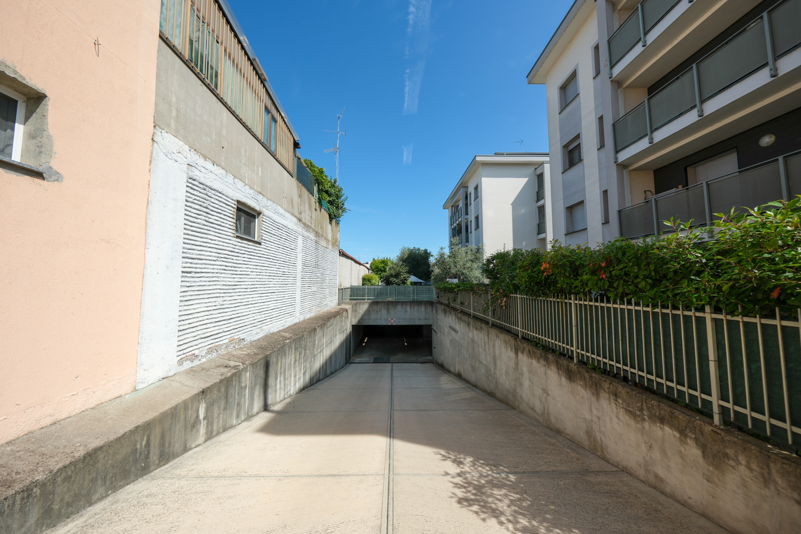 Laboratori per arti e mestieri immobile commerciale