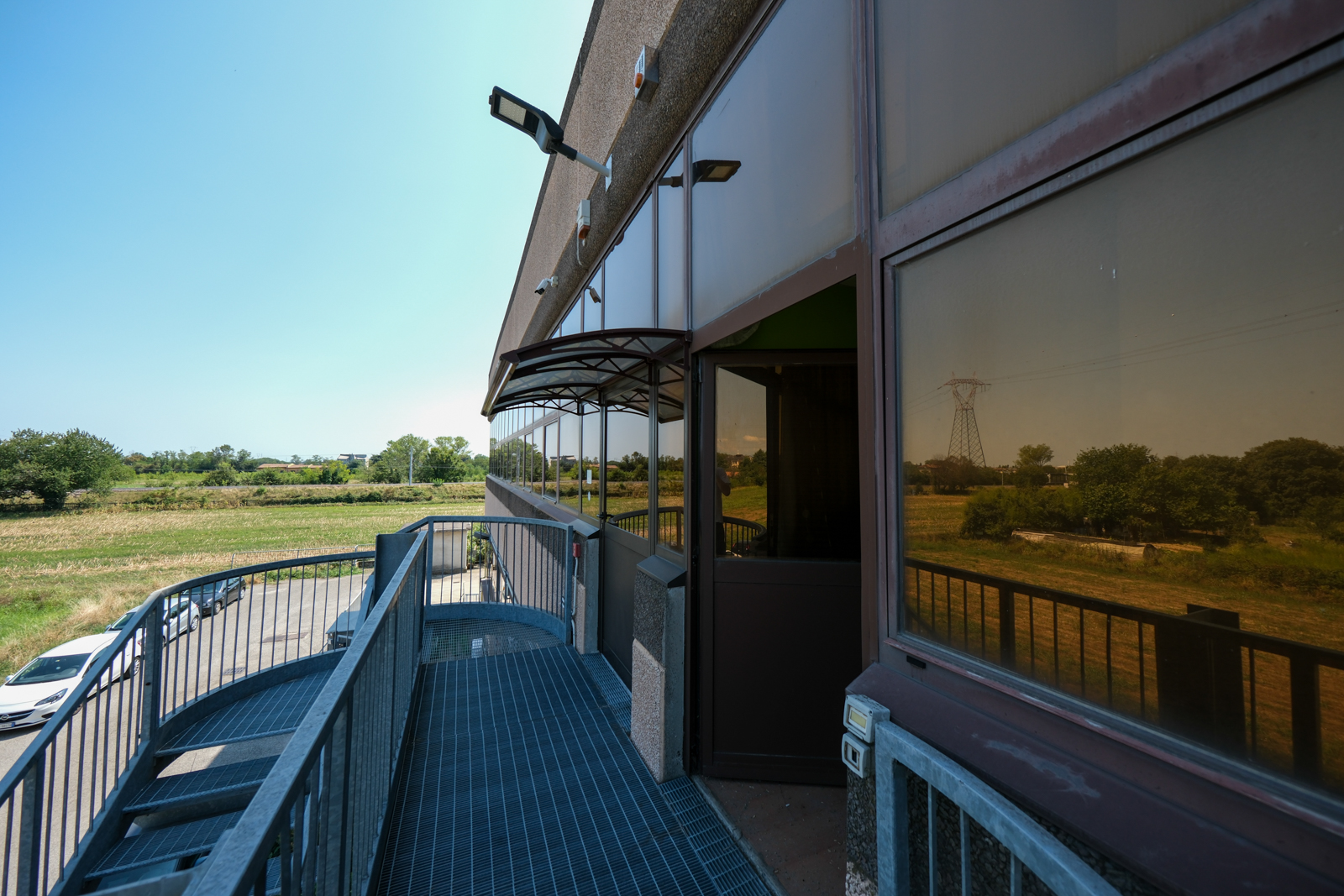 Laboratori per arti e mestieri immobile commerciale