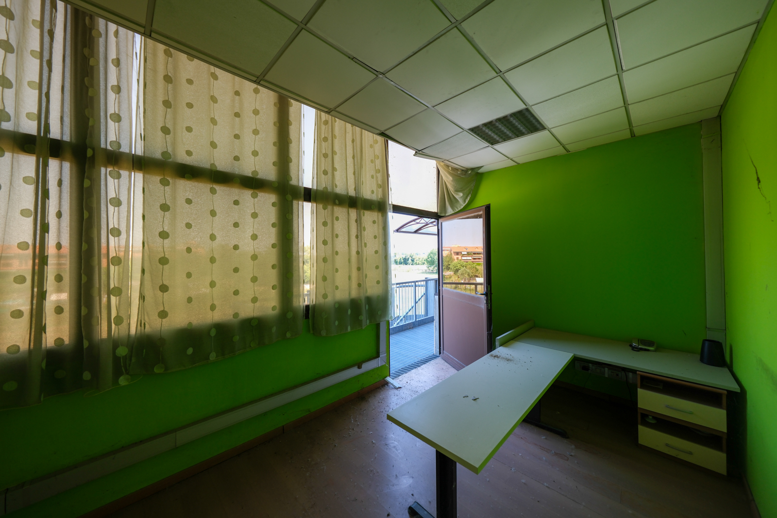 Laboratori per arti e mestieri immobile commerciale