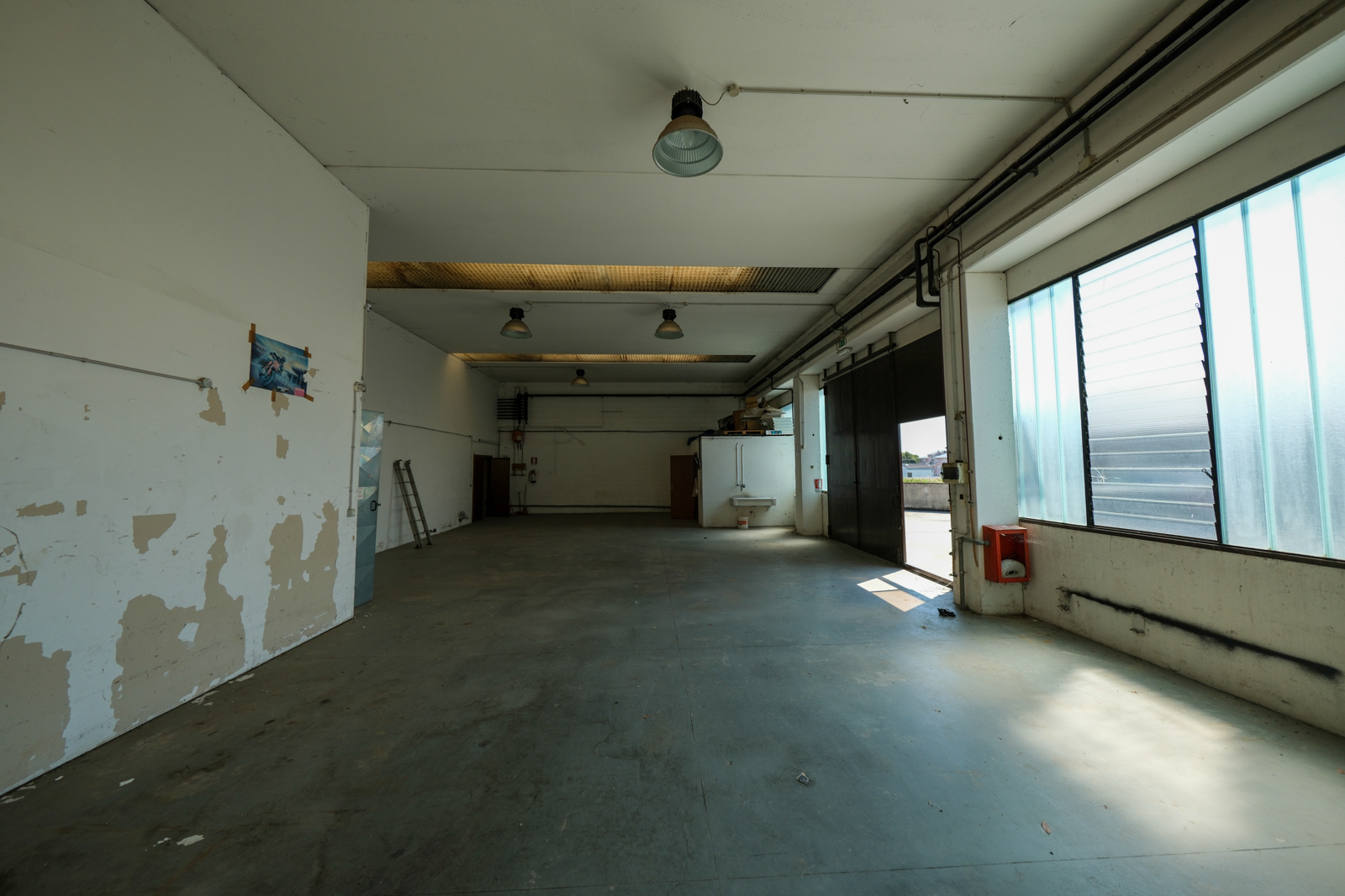 Laboratori per arti e mestieri immobile commerciale