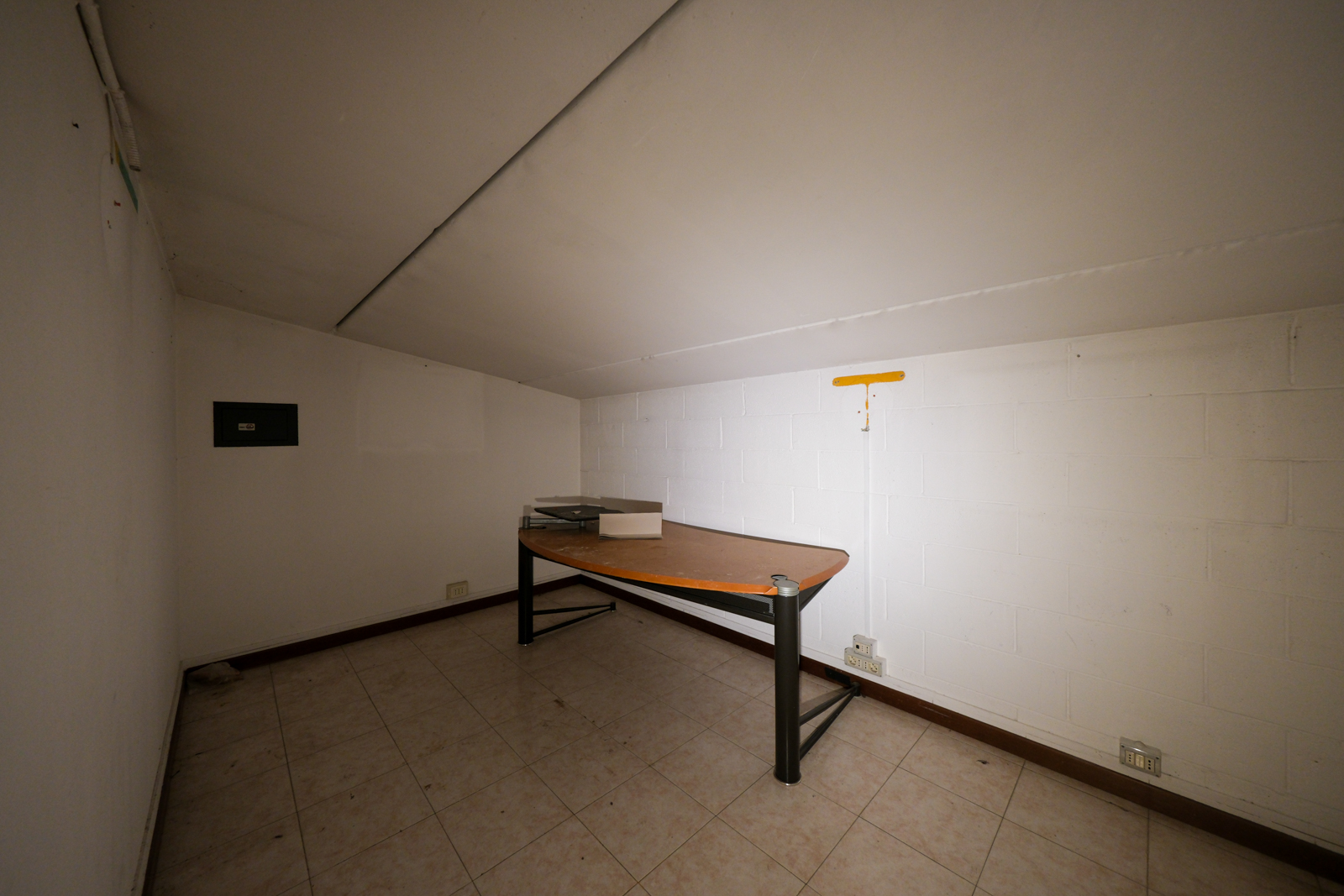 Laboratori per arti e mestieri immobile commerciale