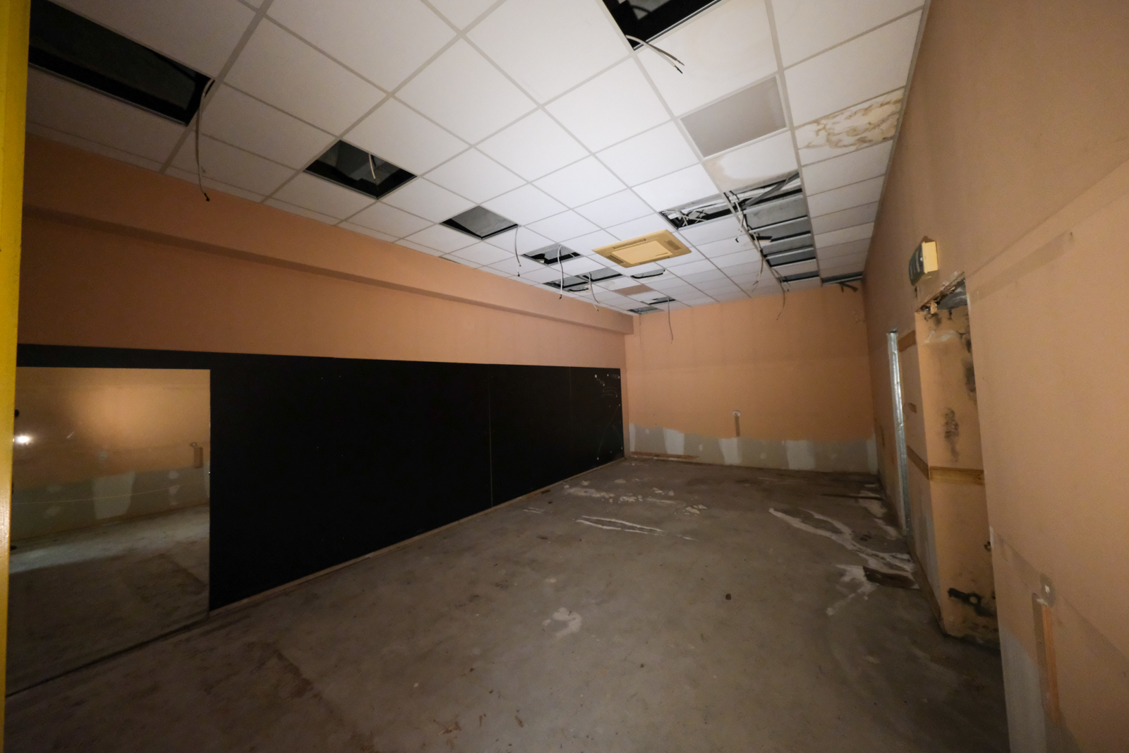 Laboratori per arti e mestieri immobile commerciale