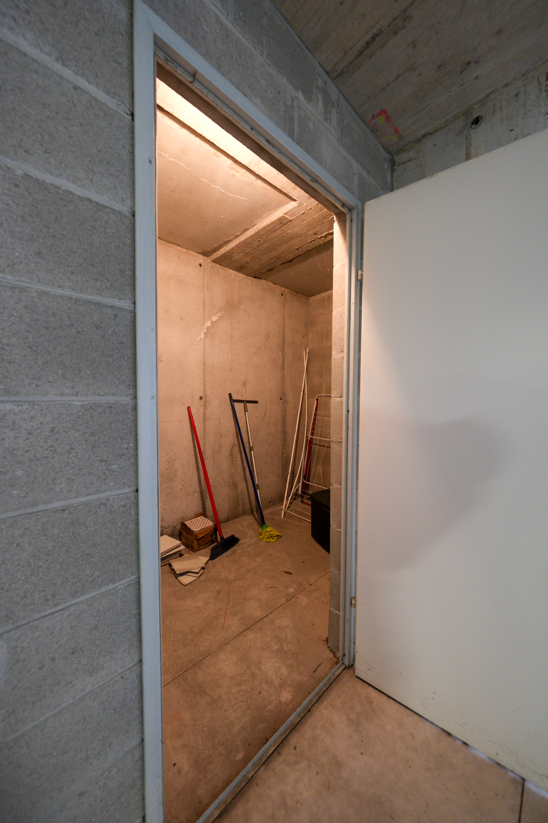 Magazzini e locali di deposito immobile commerciale