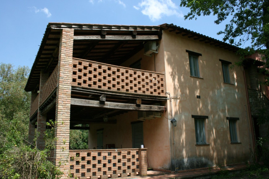 Fabbricati per attività agricole immobile commerciale