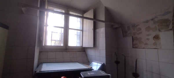 Magazzini e locali di deposito immobile commerciale