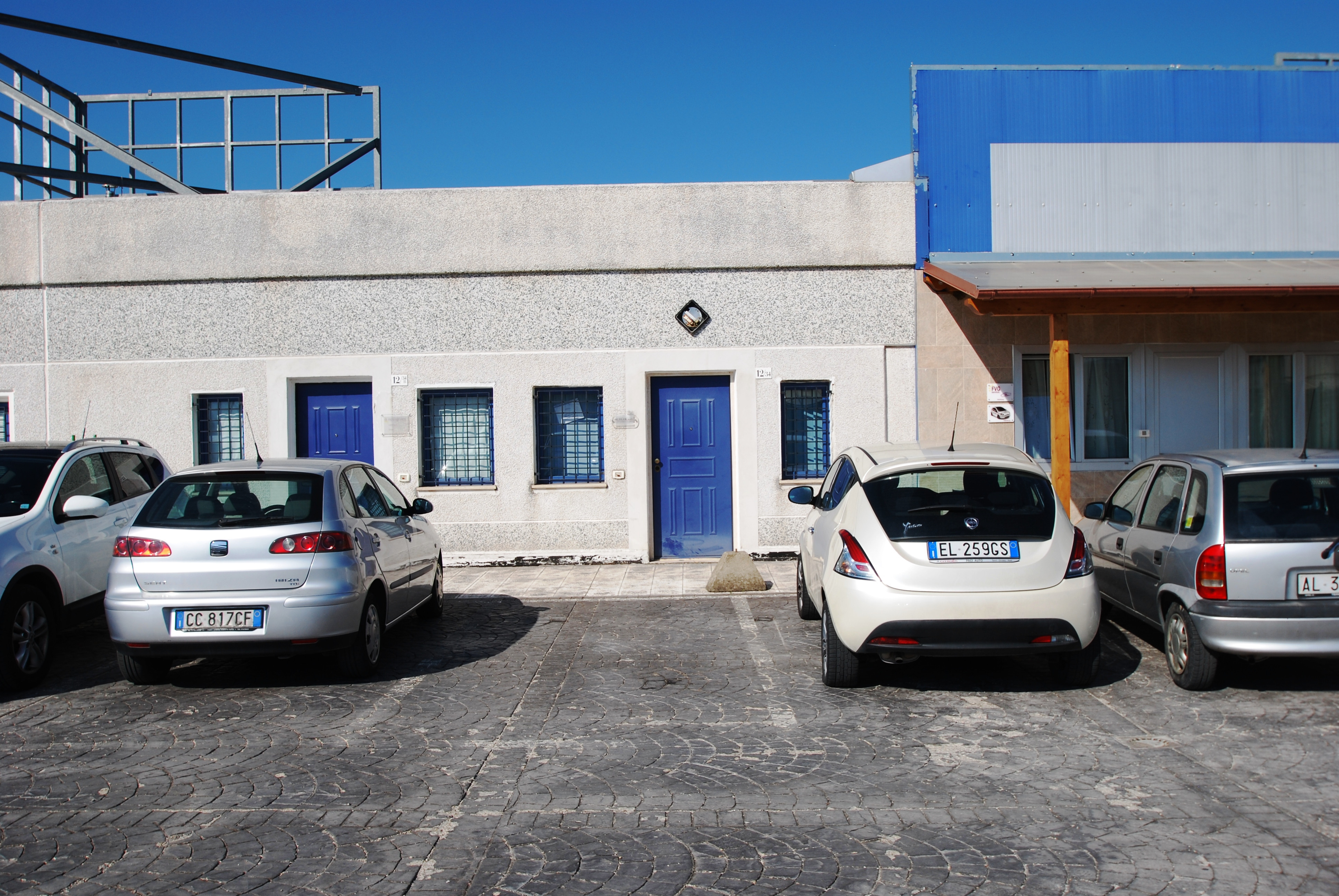 Uffici e studi privati immobile commerciale