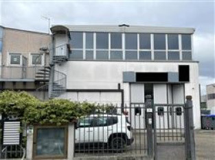 Uffici e studi privati immobile commerciale