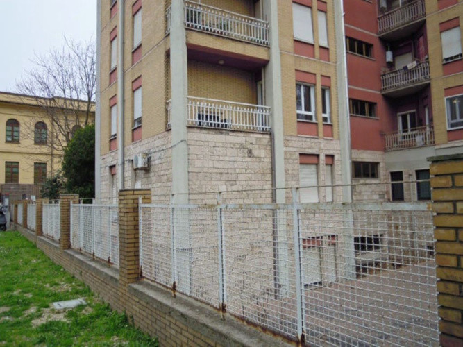 Uffici e studi privati immobile commerciale